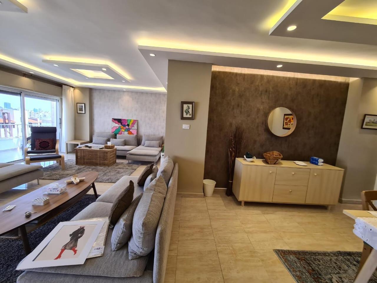 Amman's Prestigious Apartment